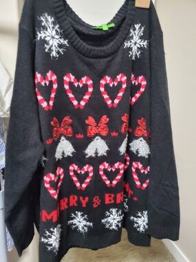 Unisex Black Holiday Sweater with Candy-Stripe Hearts and Snowflakes 3X